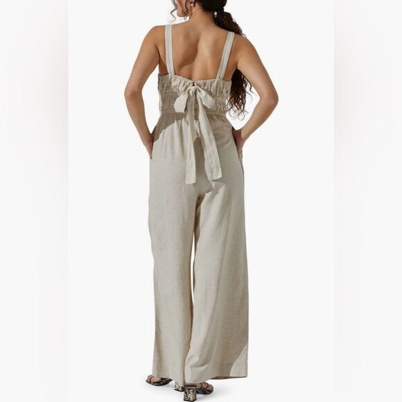 ASTR the Label NWT Wide Leg Cream Jumpsuit XL - Picture 2 of 9